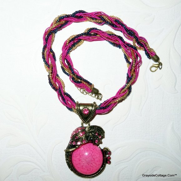 Vintage Rhinestones Pendant Necklace • Seed Beads • Bohemian Style • Elephants - Picture 2 of 7